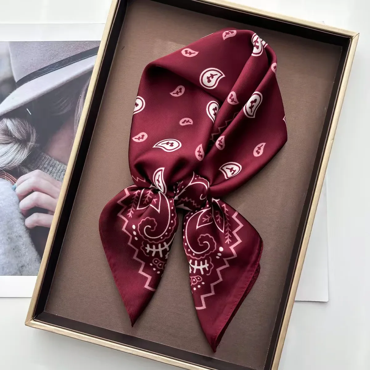 1pcs Paisley Printed Square Sc - огляд і ціна Silk Scarf Square