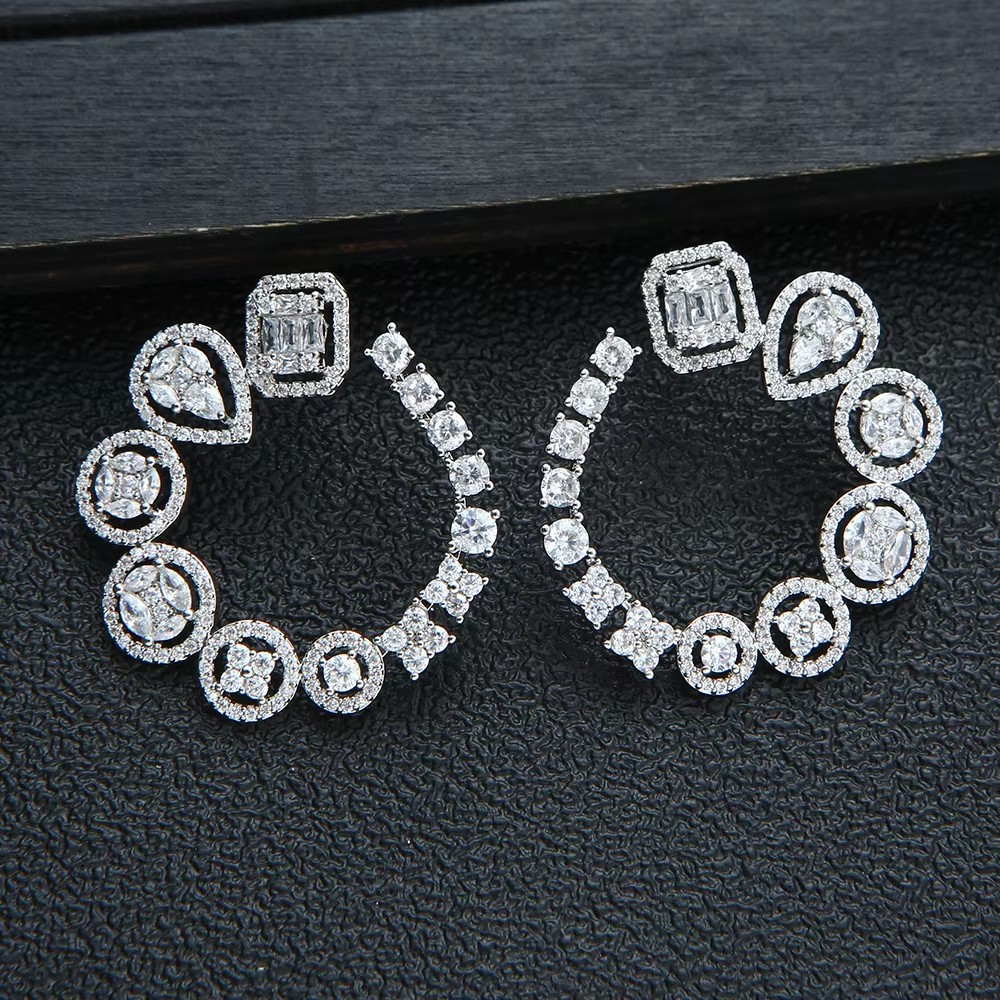 Luxury Round Stud Earrings For - огляд і ціна Women Accessories Dubai